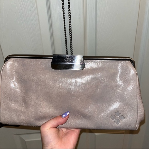 Patricia Nash Gray Leather Clutch with Chain Shoulder and Tan Suede Interior - Picture 8 of 9